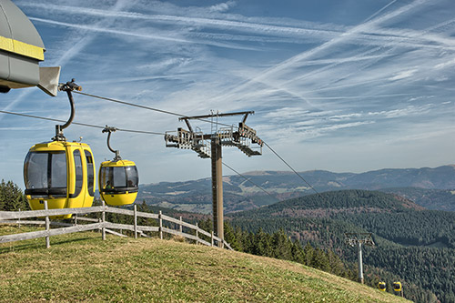 Seilbahn auf den Belchen-Gipfel